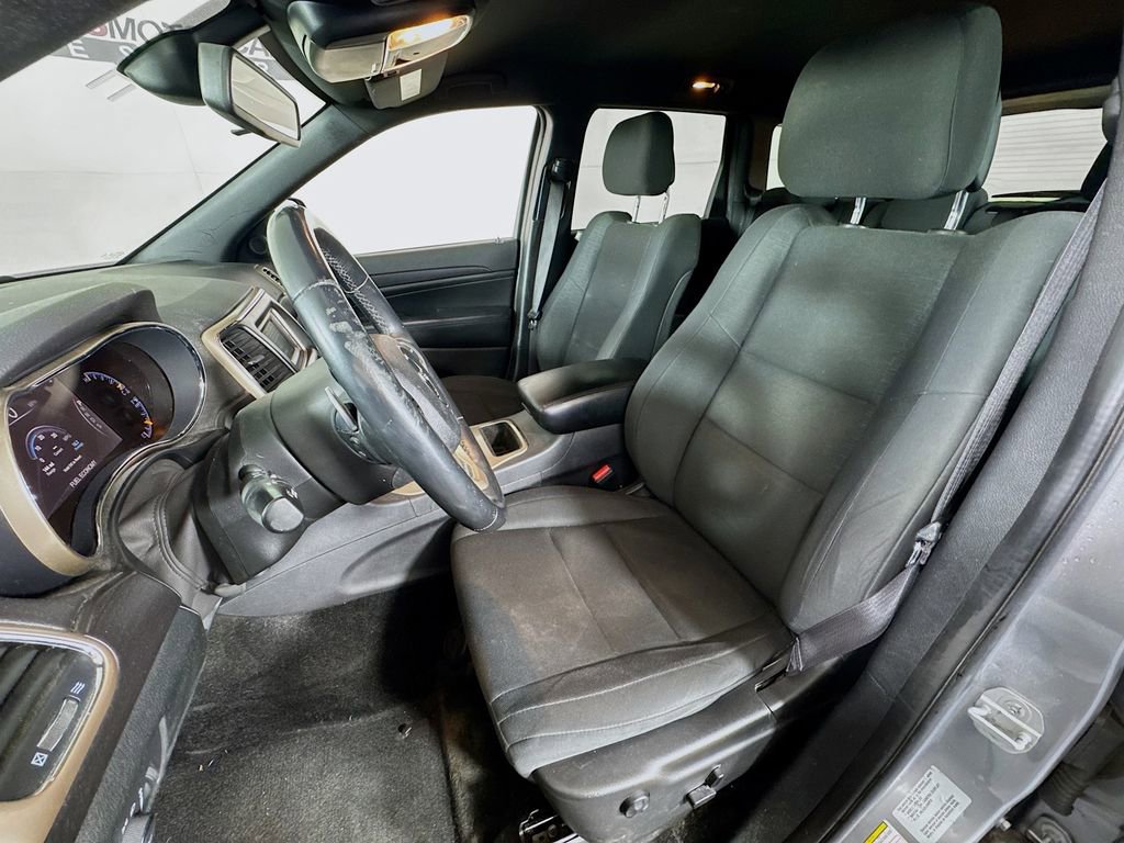Used 2015 Jeep Grand Cherokee Laredo w/ Quick Order Package 23E AWD/4WD image 18