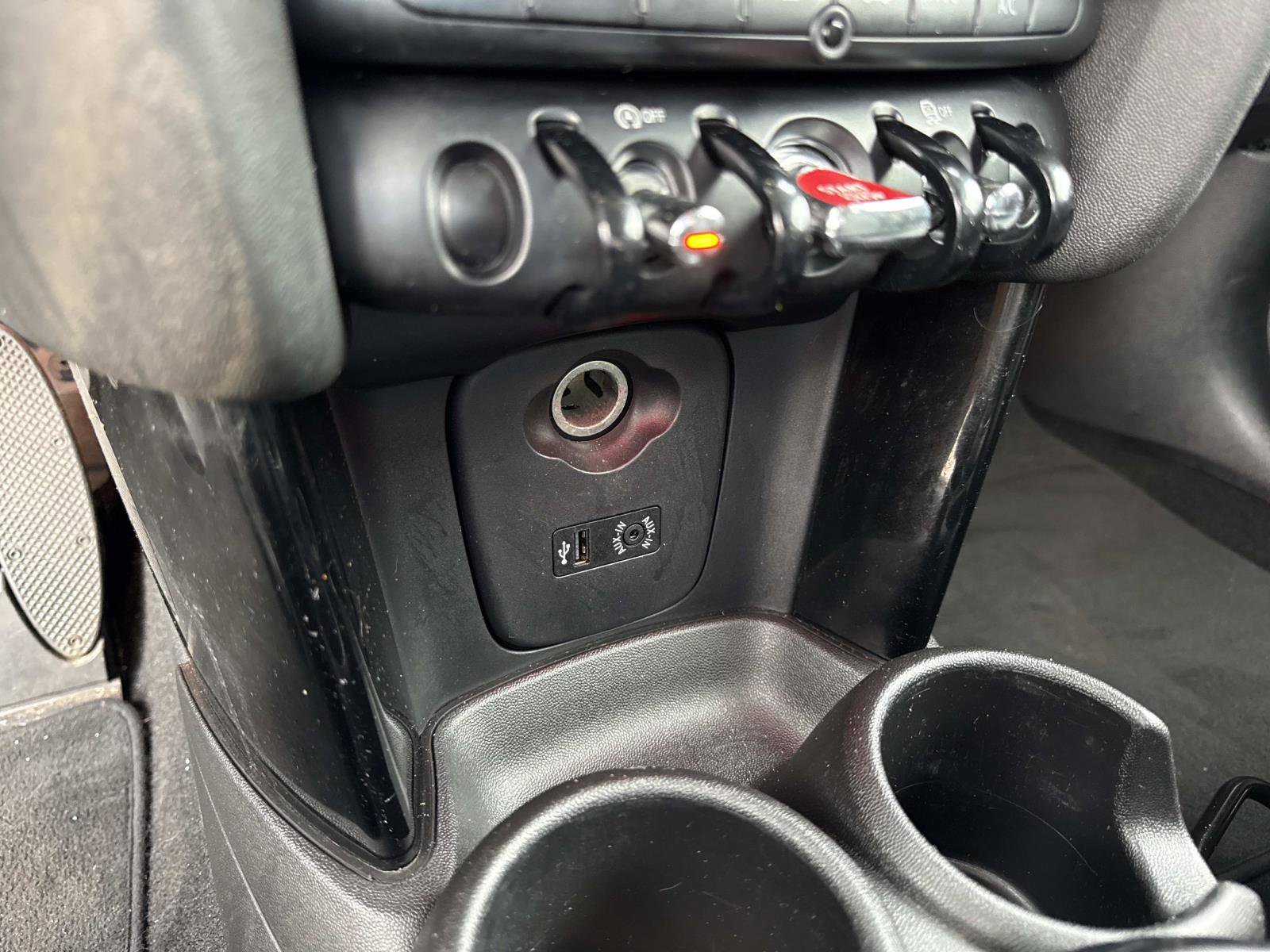 Used 2016 MINI Cooper S image 25