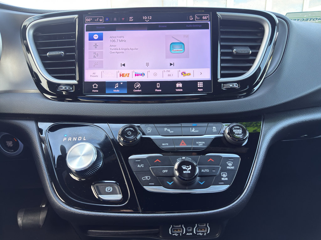 Used 2025 Chrysler Pacifica Select FWD image 21