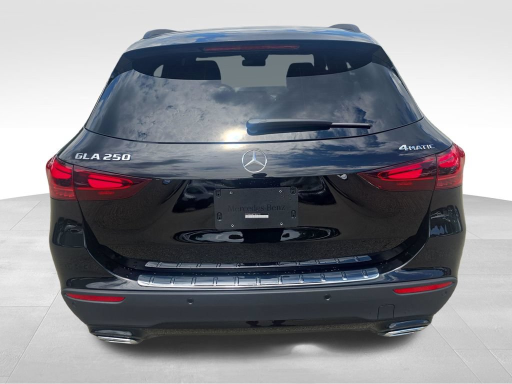 New 2026 Mercedes-Benz GLA 250 4MATIC image 4