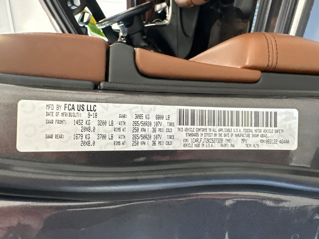 Used 2019 Jeep Grand Cherokee Summit AWD/4WD image 38