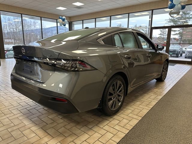 New 2026 Nissan Sentra SL w/ Floor Mat Package image 5