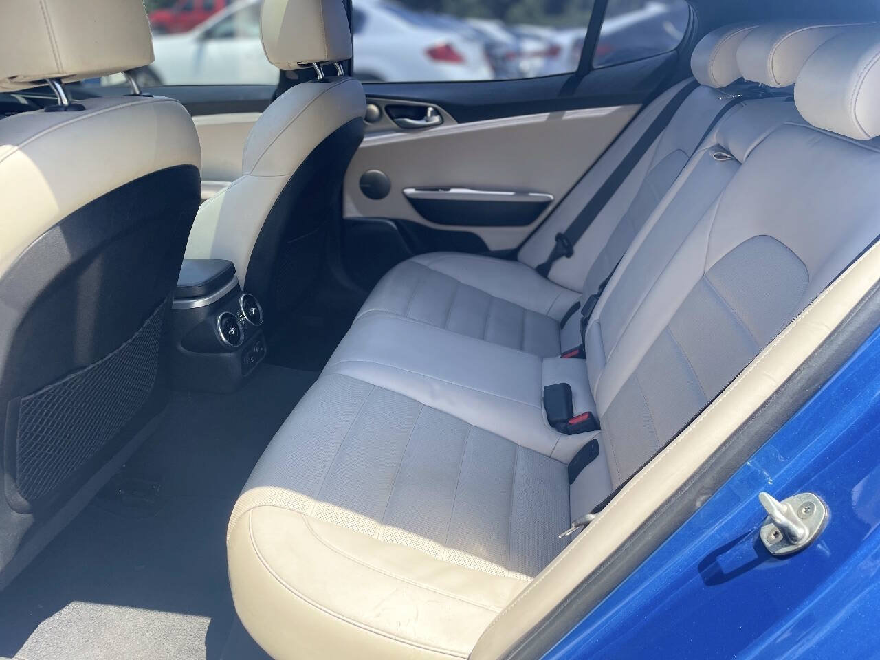 Used 2018 Kia Stinger GT2 AWD/4WD image 28