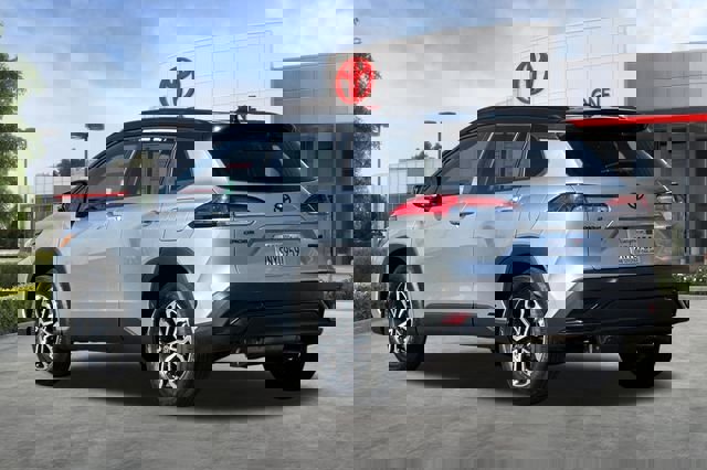 Certified 2024 Toyota Corolla Cross SE w/ Moonroof Package image 8