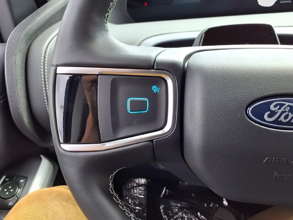New 2026 Ford Expedition Max Platinum AWD/4WD image 18
