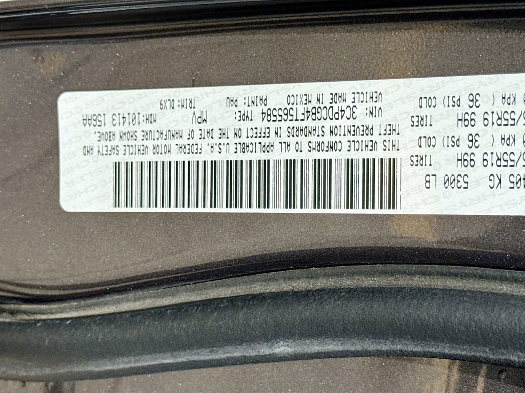 Used 2015 Dodge Journey Crossroad w/ Flexible Seating Group FWD image 39