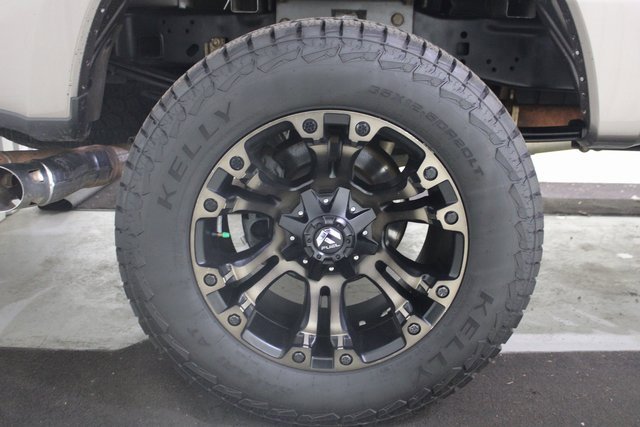 Used 2019 Ford F250 Lariat w/ Chrome Package image 31