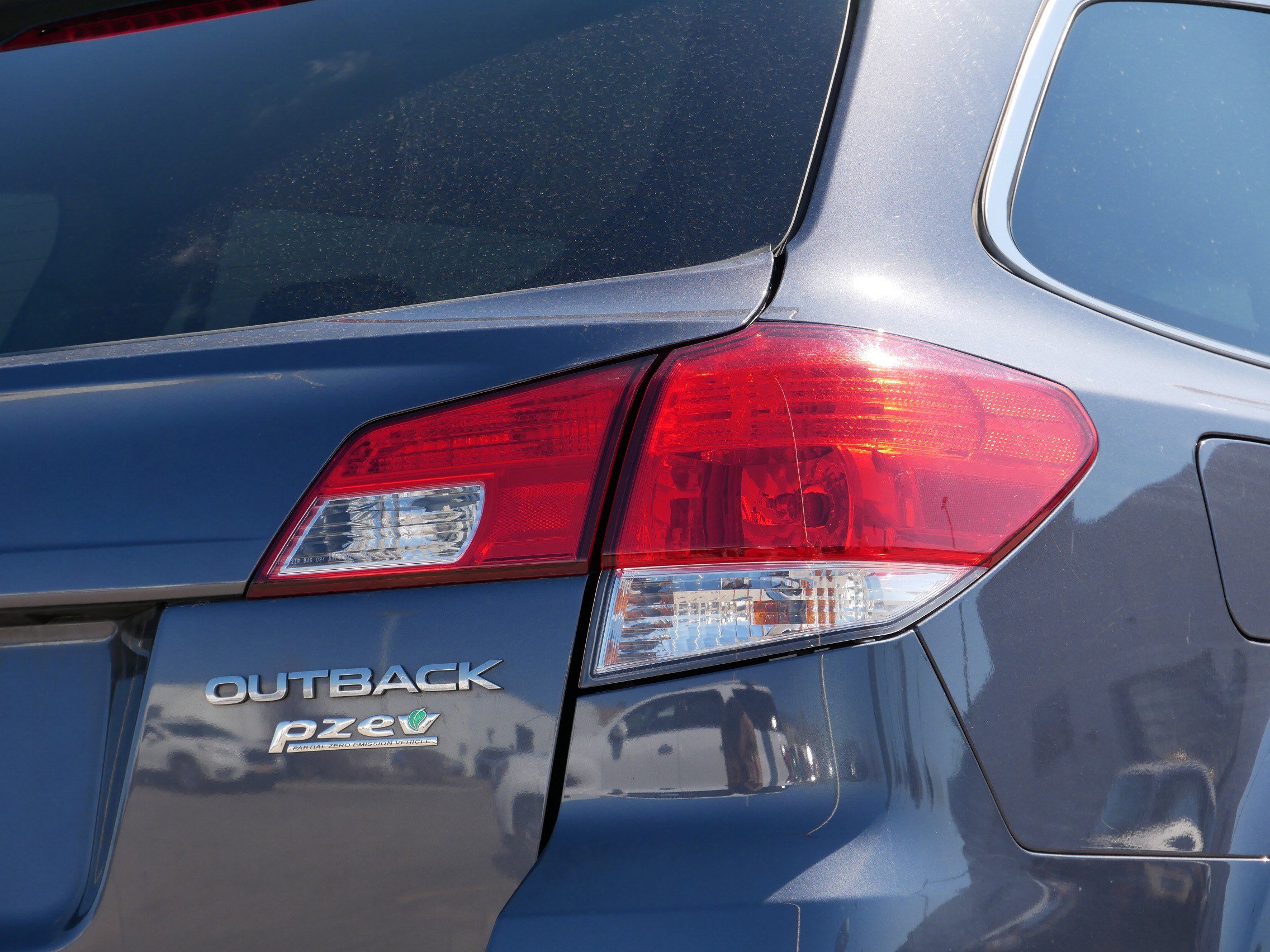 Used 2014 Subaru Outback 2.5i Premium AWD/4WD image 17
