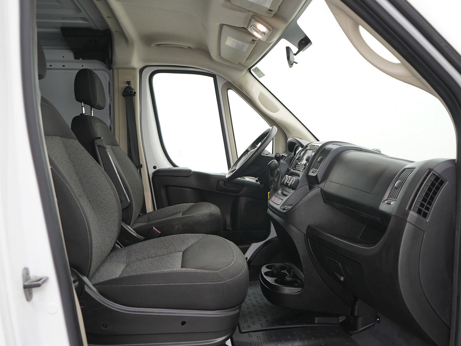 Used 2018 RAM ProMaster 1500 FWD image 12