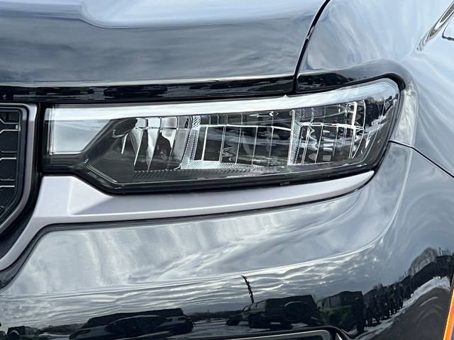 New 2026 Jeep Grand Cherokee Altitude image 38