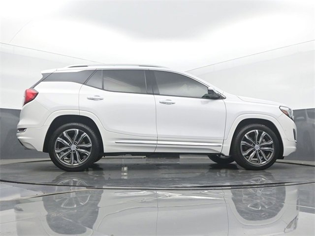 Used 2019 GMC Terrain Denali w/ Advanced Safety Package image 52