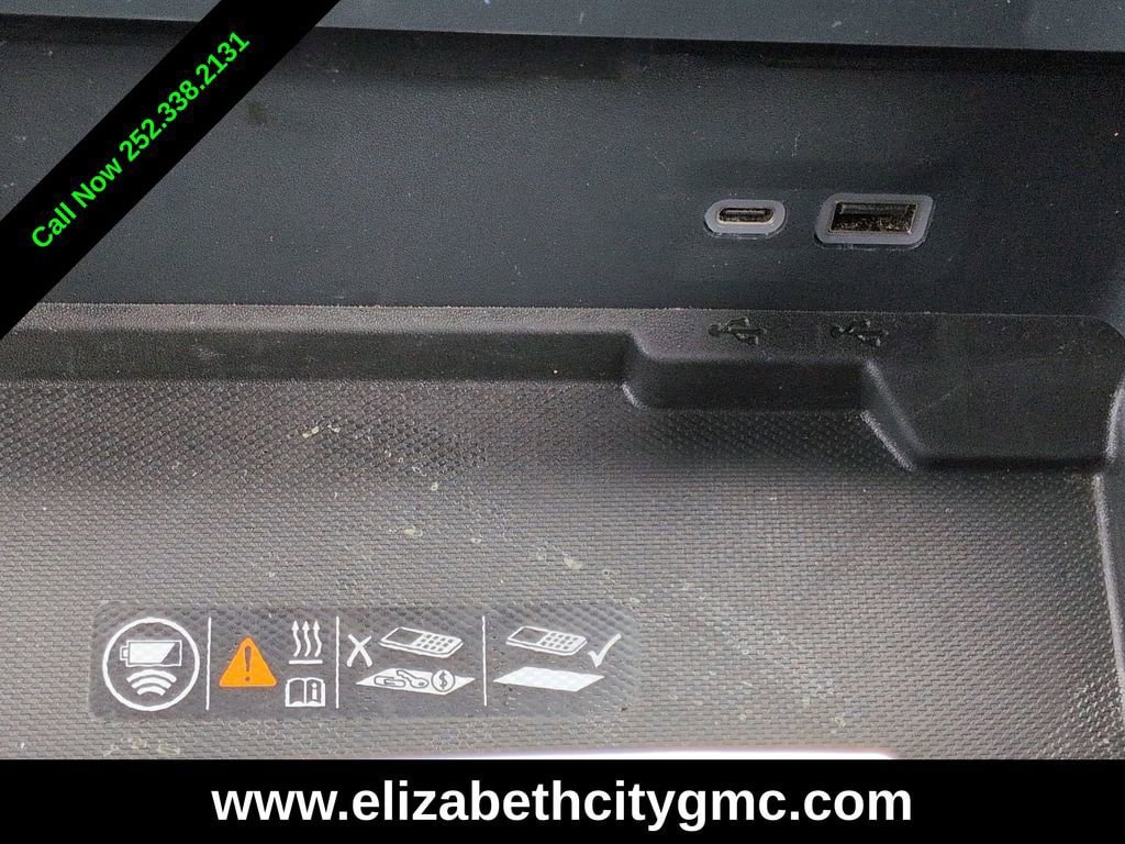 Used 2025 GMC Yukon XL Denali AWD/4WD image 33