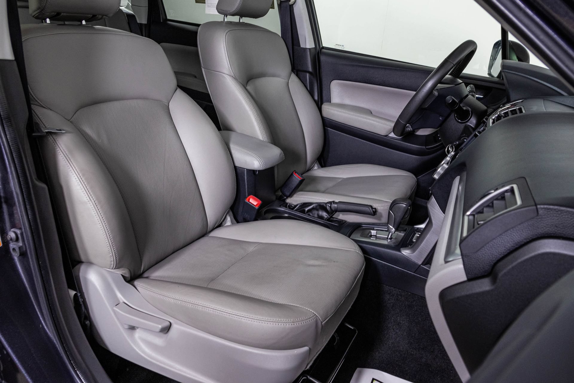 Used 2016 Subaru Forester 2.5i Limited AWD/4WD image 48