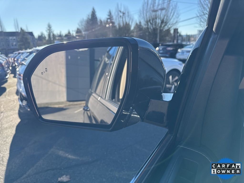 Used 2024 Ford Expedition XLT image 37