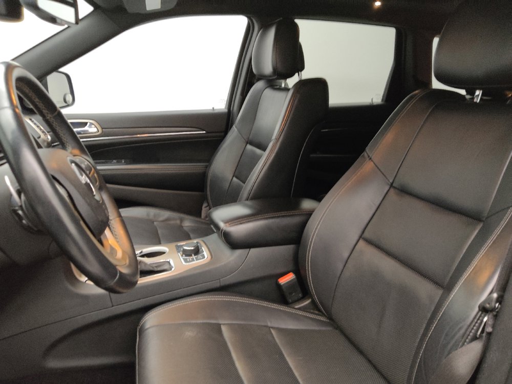 Used 2016 Jeep Grand Cherokee Limited w/ Luxury Group II AWD/4WD image 17