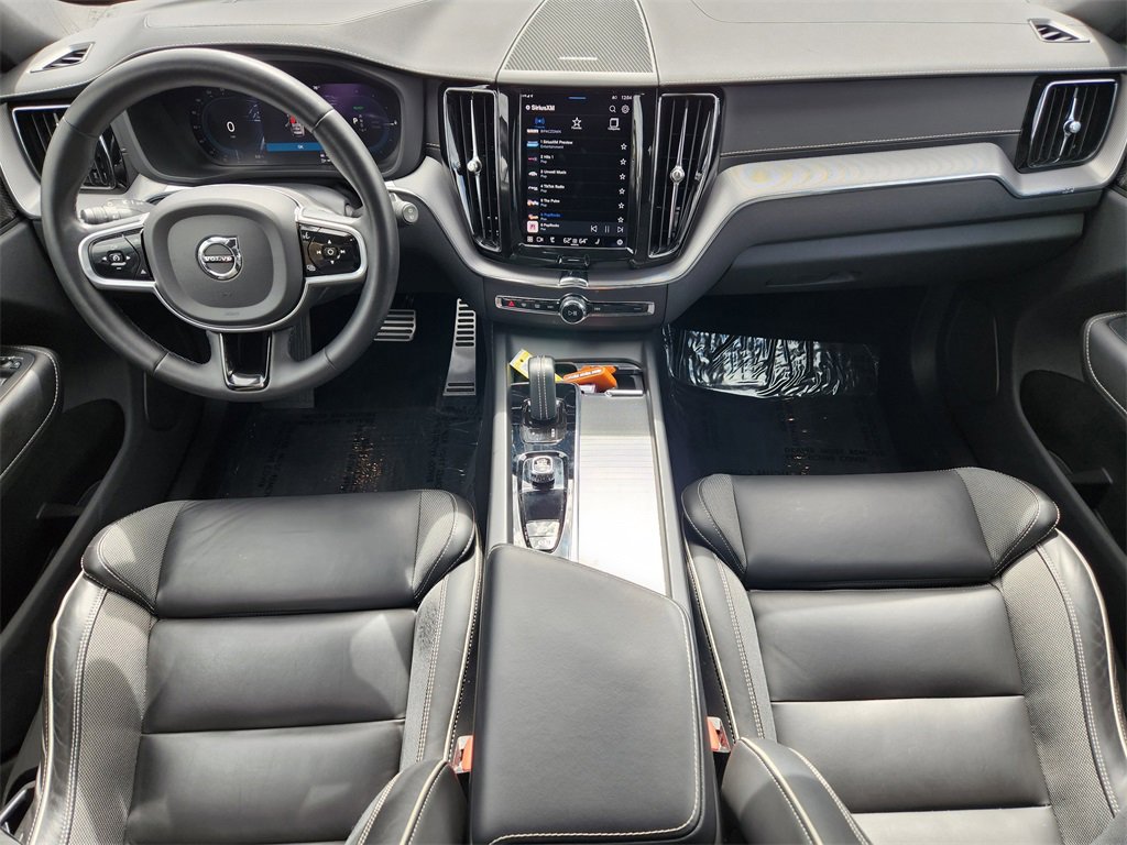 Used 2022 Volvo XC60 T8 R-Design w/ Advanced Package image 30