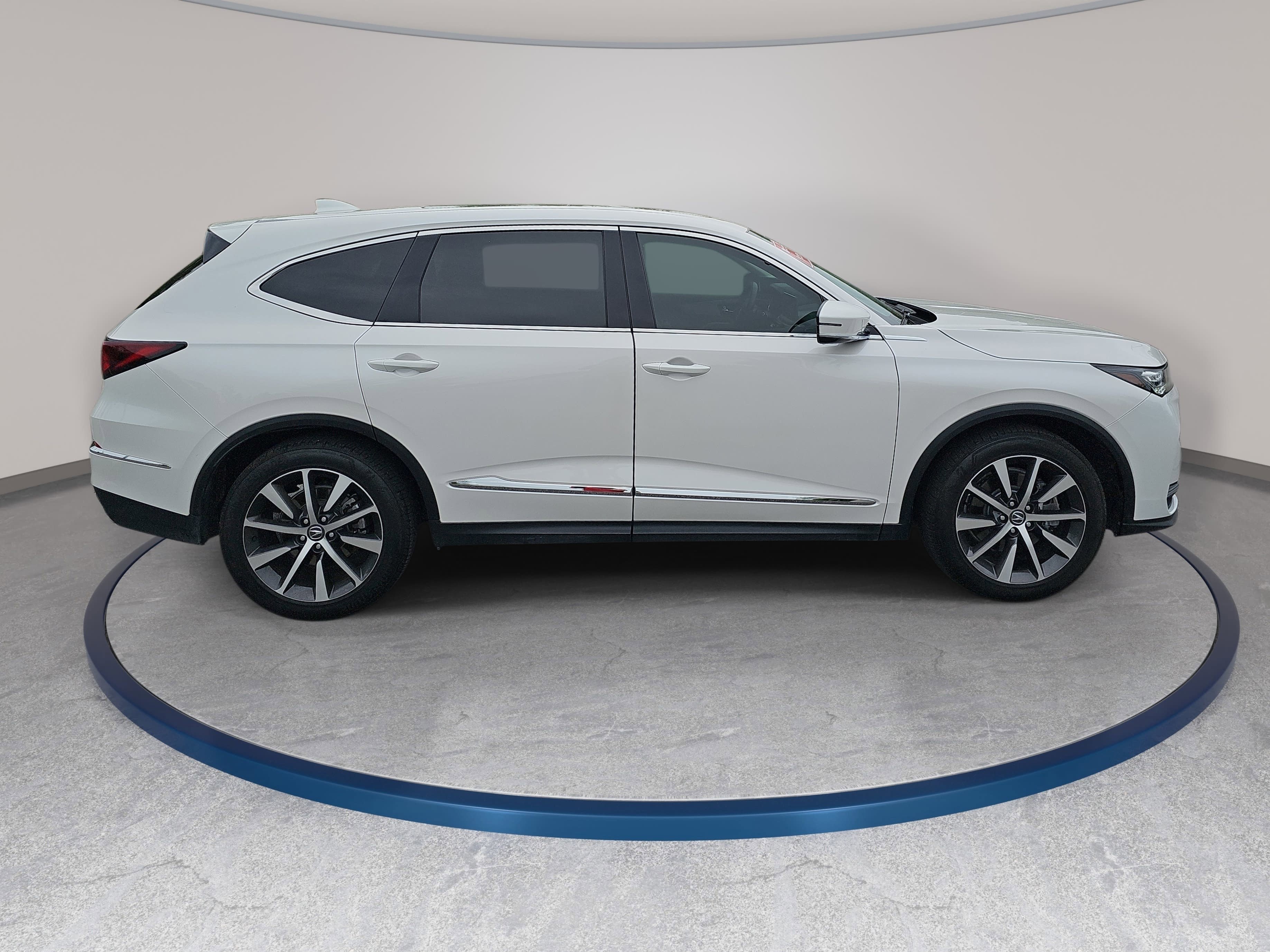 Certified 2025 Acura MDX FWD w/ Technology Package image 4