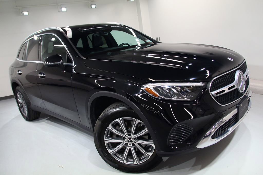 Certified 2025 Mercedes-Benz GLC 300 image 10