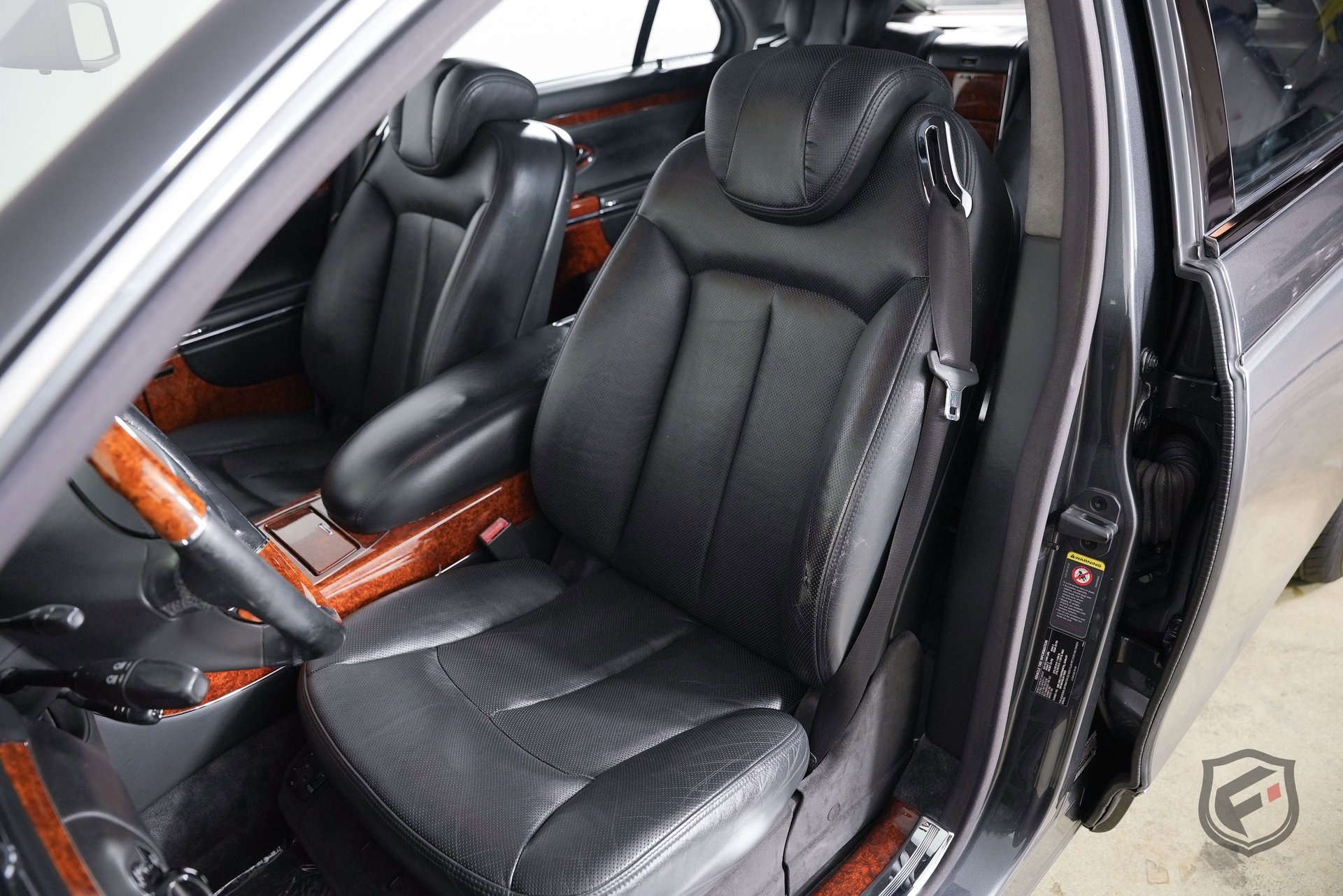 Used 2004 Maybach 57 image 19