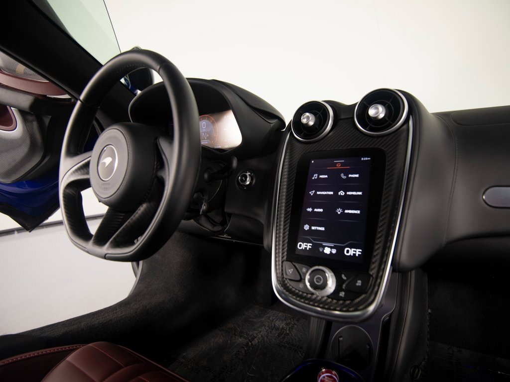 New 2025 McLaren GTS image 23