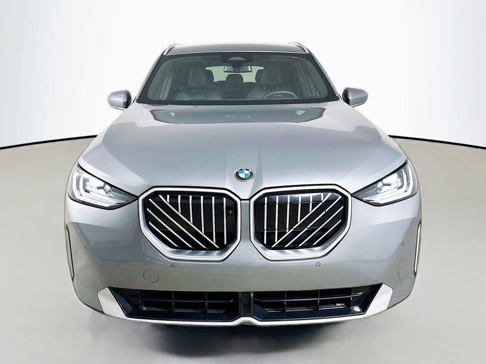 Used 2026 BMW X3 xDrive30i w/ Premium Package AWD/4WD image 2