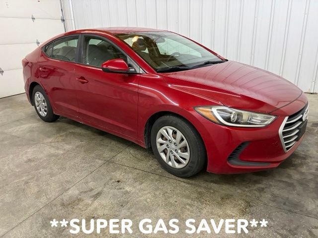 Used 2018 Hyundai Elantra SE FWD image 1