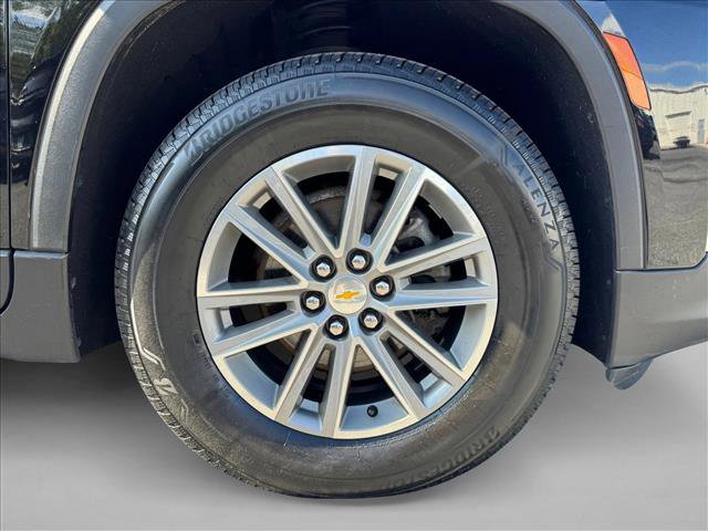 Used 2023 Chevrolet Traverse LT AWD/4WD image 28