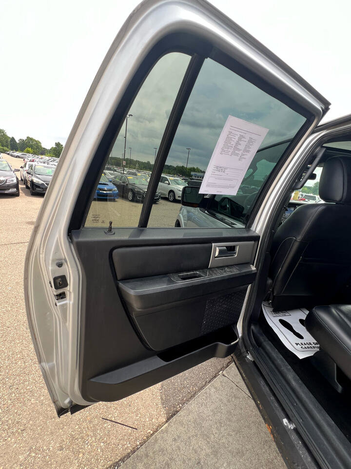 Used 2017 Ford Expedition Max Limited image 12