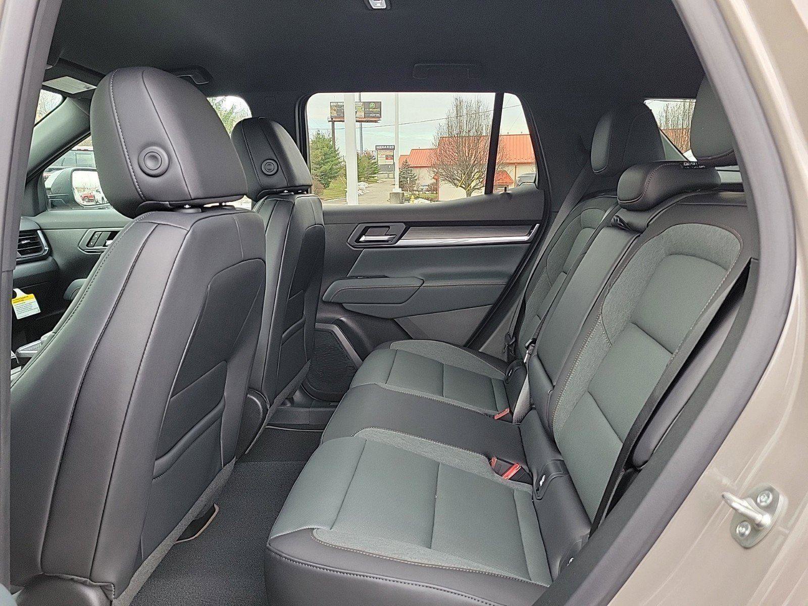 New 2026 GMC Terrain AT4 w/ Convenience Package III image 11