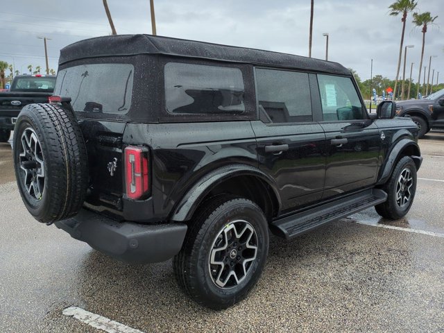 New 2026 Ford Bronco Outer Banks image 4