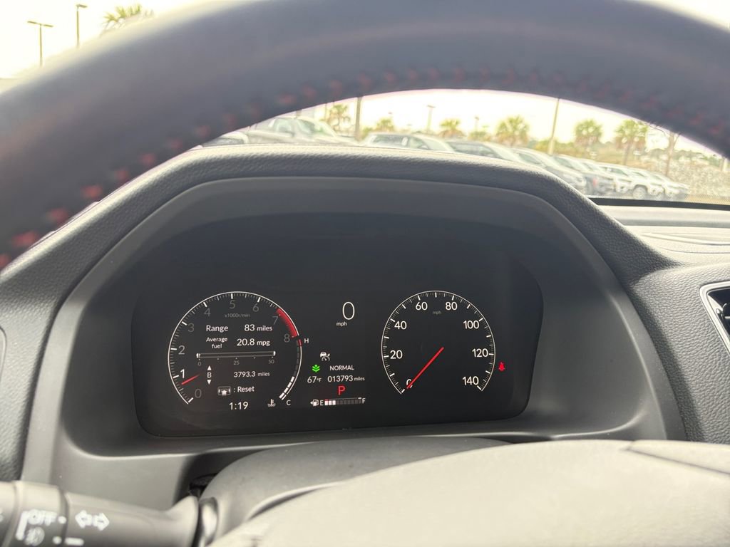 Used 2025 Honda Ridgeline Black Edition image 16