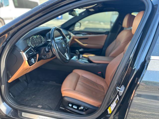 Used 2017 BMW 540i RWD image 12