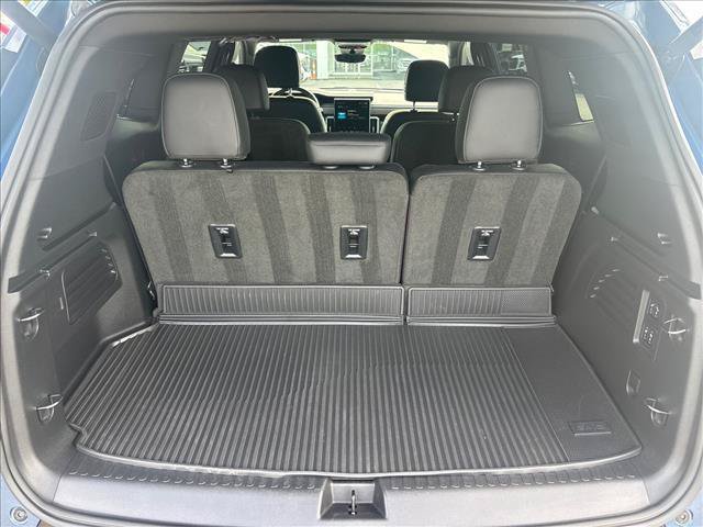 Certified 2024 GMC Acadia Denali w/ Super Cruise Package FWD image 6