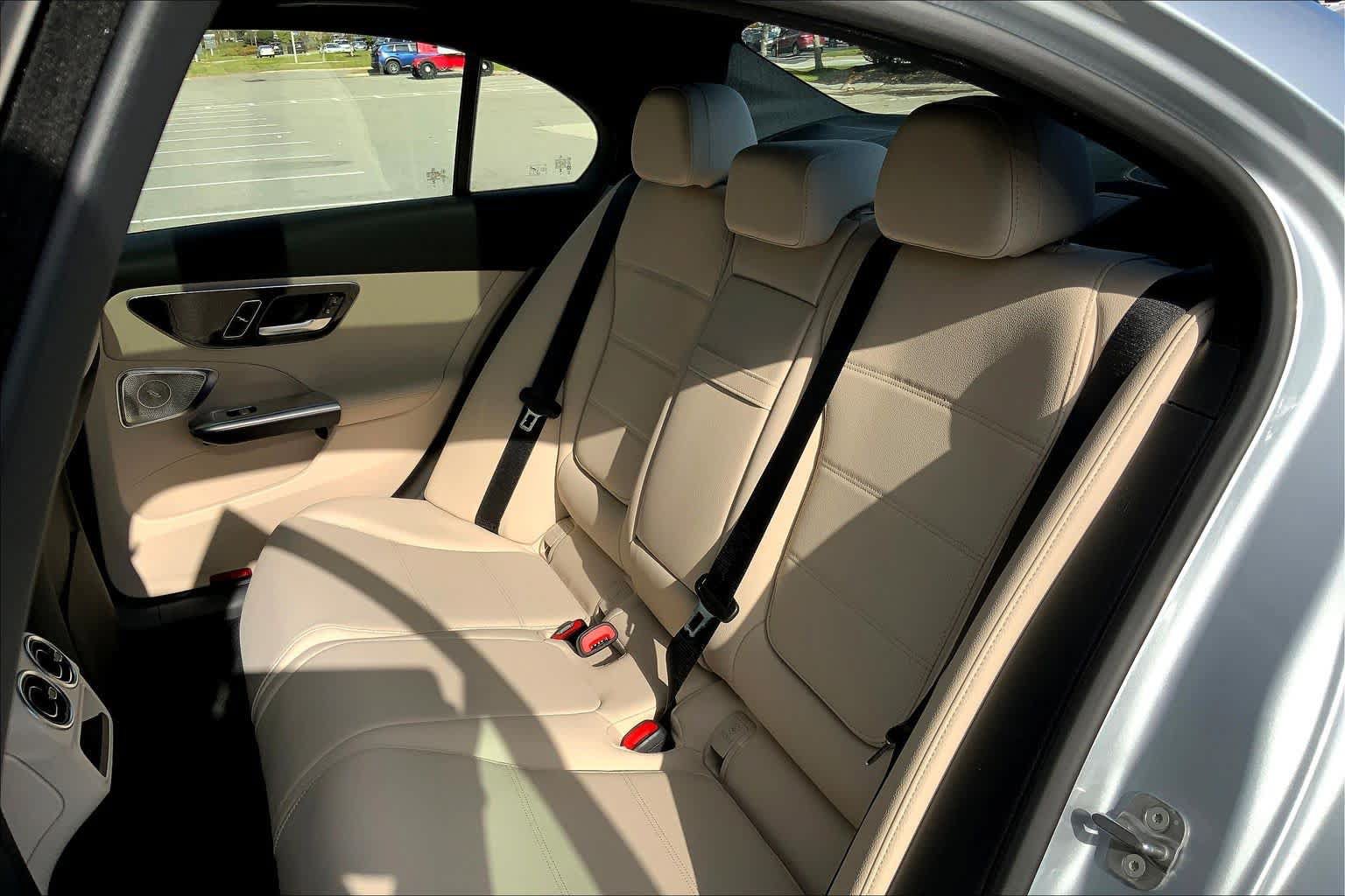 Certified 2026 Mercedes-Benz C 300 4MATIC Sedan image 13