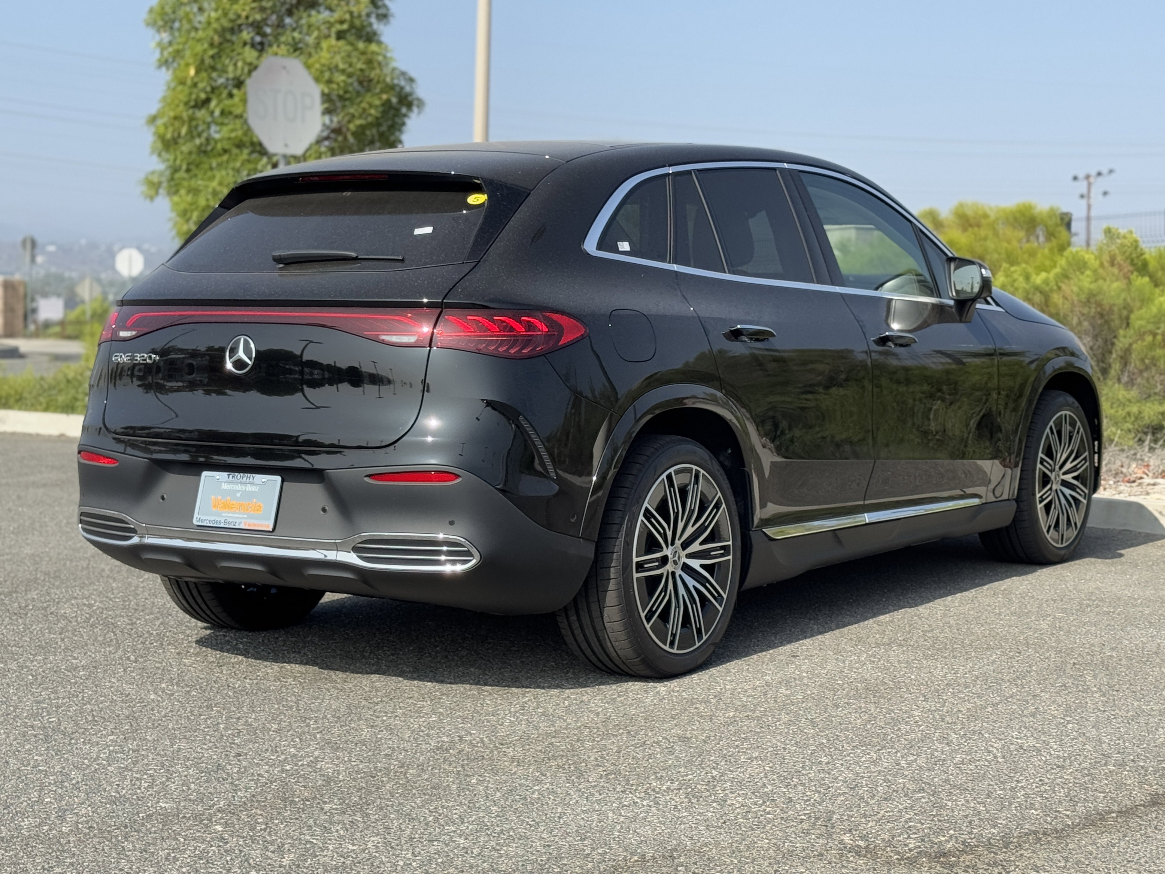 New 2026 Mercedes-Benz EQE 320+ SUV image 8