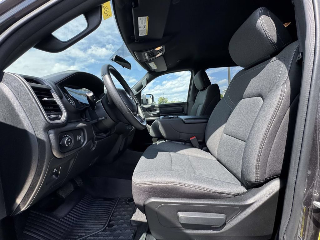 Used 2024 RAM 1500 Tradesman AWD/4WD image 13