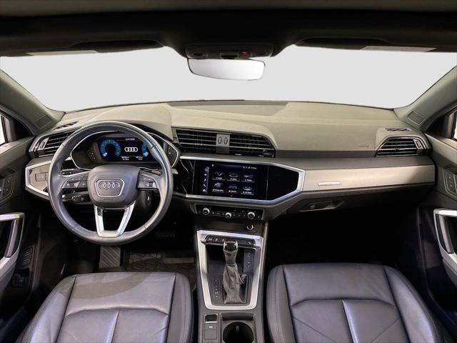 Certified 2022 Audi Q3 2.0T Premium w/ Convenience Package AWD/4WD image 9