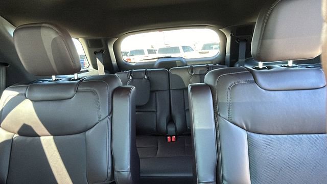 New 2026 Ford Explorer Platinum RWD image 17