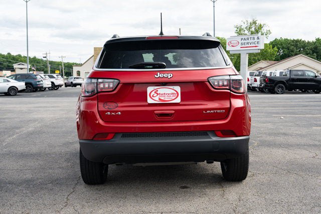 Used 2025 Jeep Compass Limited AWD/4WD image 4