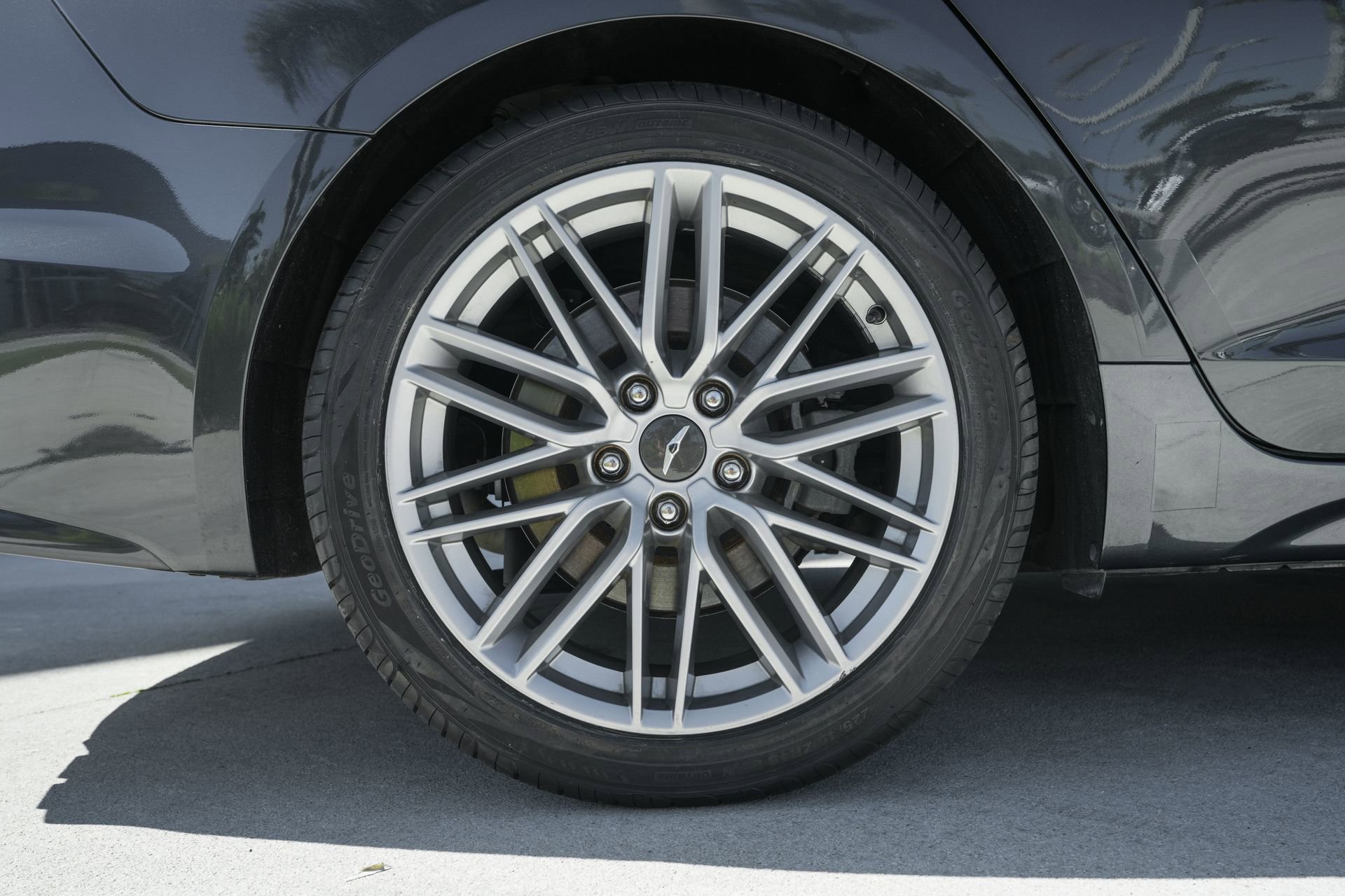 Used 2021 Genesis G70 2.0T w/ Elite Package image 33