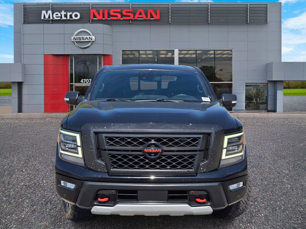 Certified 2022 Nissan Titan PRO-4X w/ Pro-4x Convenience Package AWD/4WD image 2