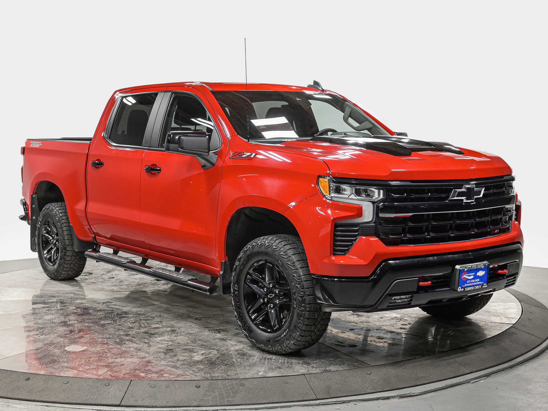 Used 2023 Chevrolet Silverado 1500 LT Trail Boss w/ Protection Package image 9