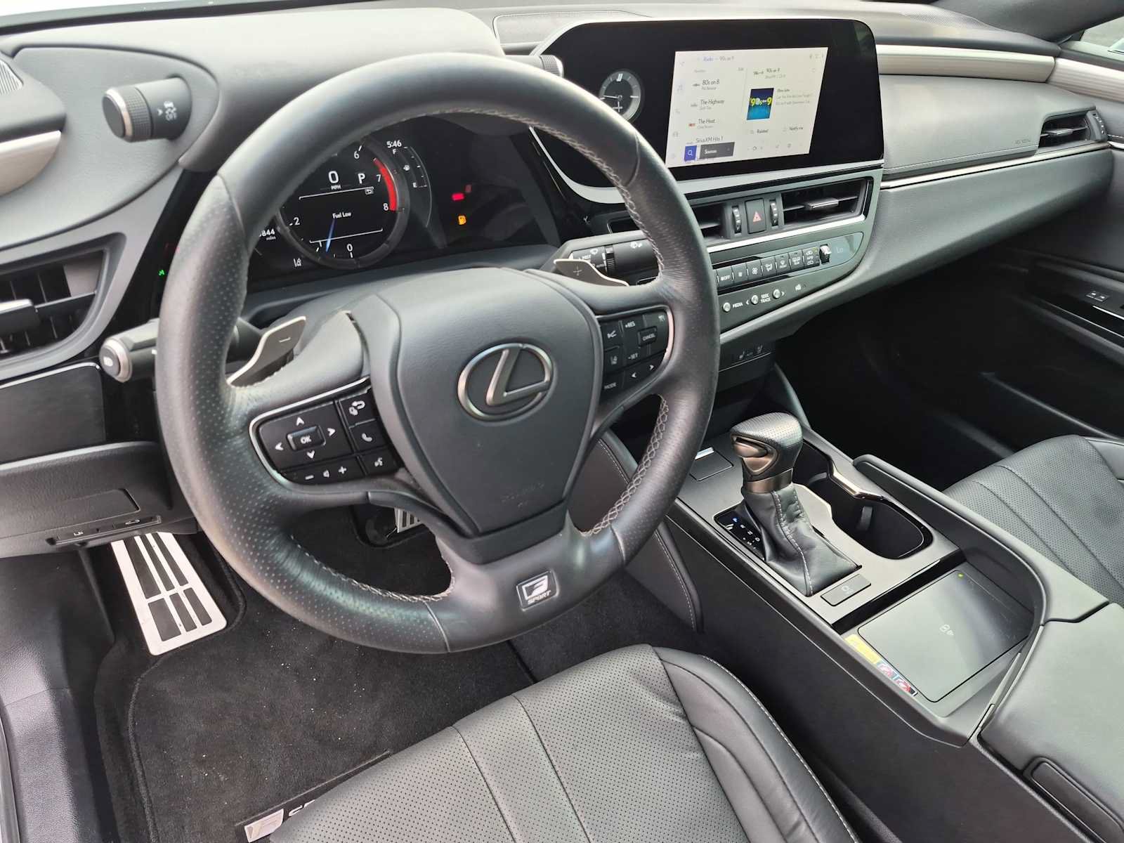 Used 2023 Lexus ES 350 F Sport w/ Accessory Package (Z2) FWD image 2