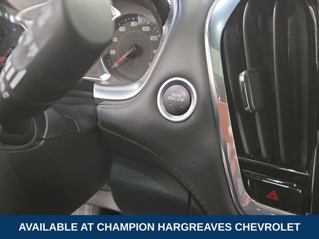 Used 2023 Chevrolet Traverse RS image 22