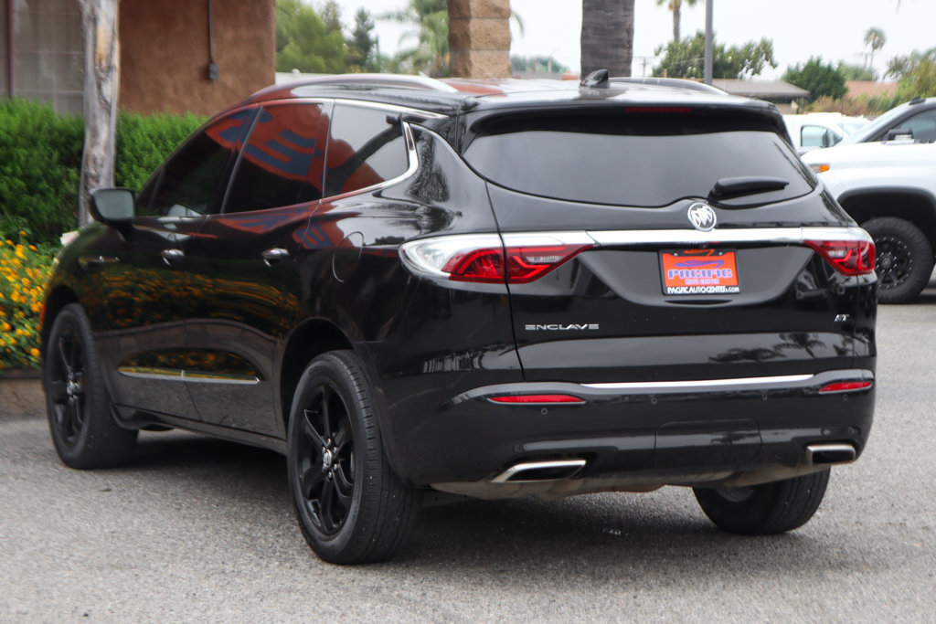 Used 2024 Buick Enclave Essence w/ Sport Touring Edition FWD image 6