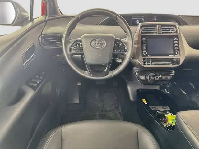 Certified 2021 Toyota Prius FWD image 23