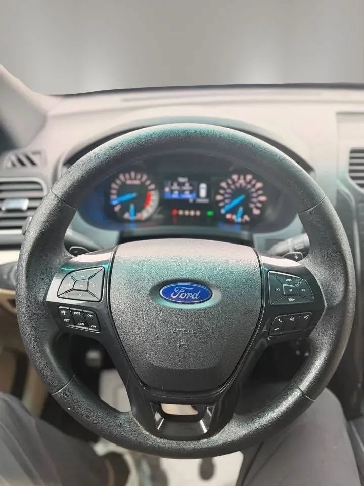 Used 2016 Ford Explorer 4WD image 13