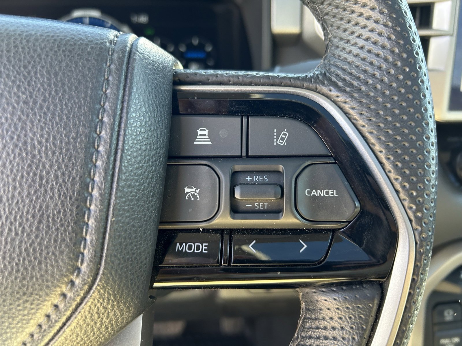 Used 2024 Toyota Tundra Limited image 19