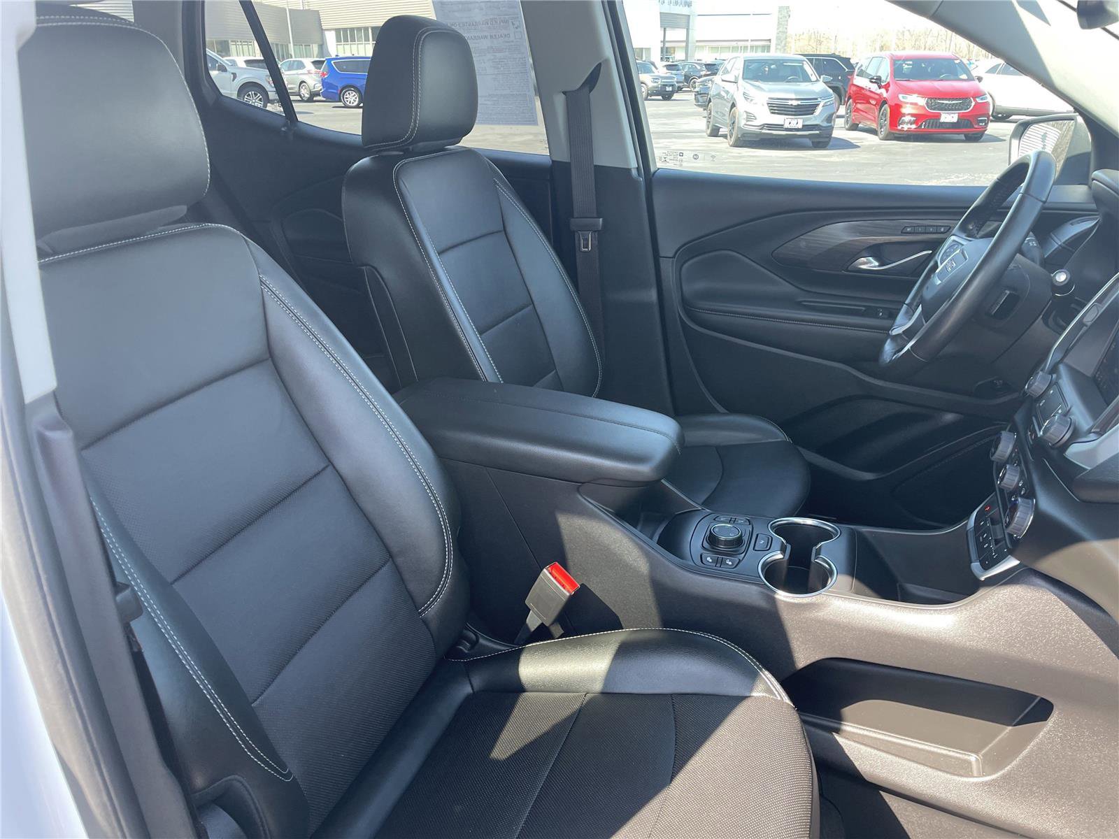 Used 2022 GMC Terrain SLT w/ Infotainment Package II AWD/4WD image 23