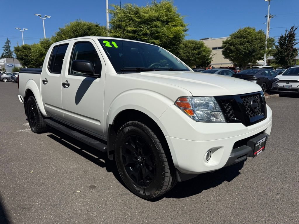 Used 2021 Nissan Frontier SV w/ Midnight Edition Floor Mats AWD/4WD image 5